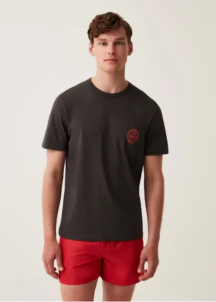 Rroba plazhi per meshkuj, Madhësia: L, Ngjyra: Kuqe